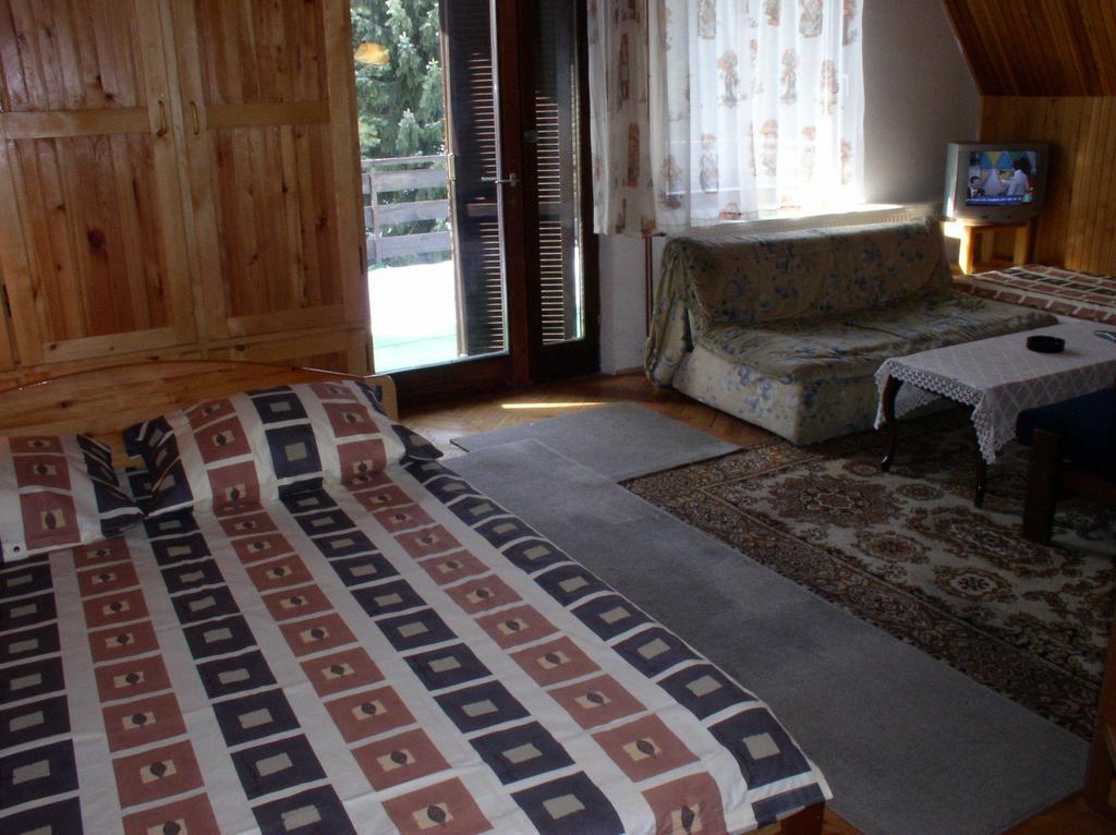 Apartmani U Borovoj Sumi Zlatibor Kamer foto